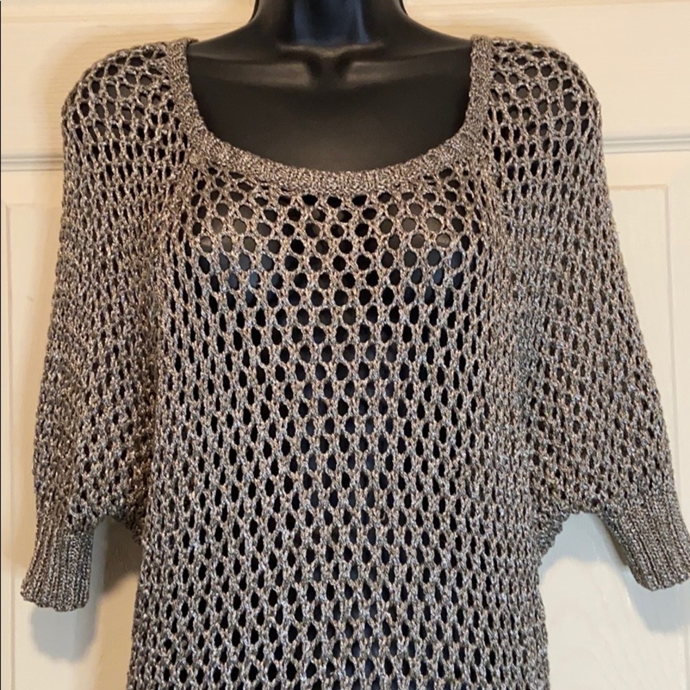 Kenar fishnet top quarter sleeve
